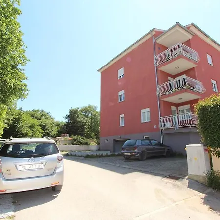 Apartment Hari *